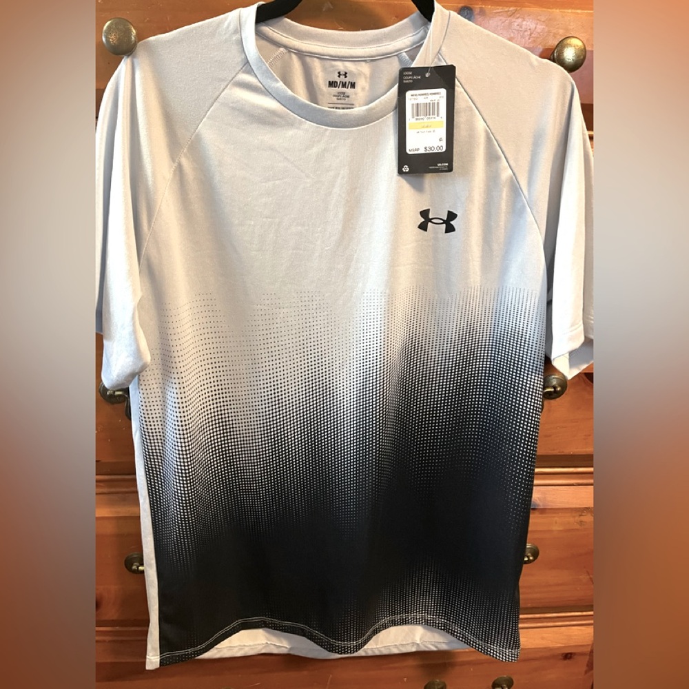 Under Armour Men's Gray and Black Gradient Shirt
